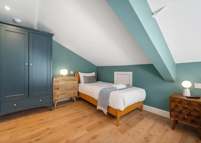 Host & Stay - Upper Duke Street Apartment