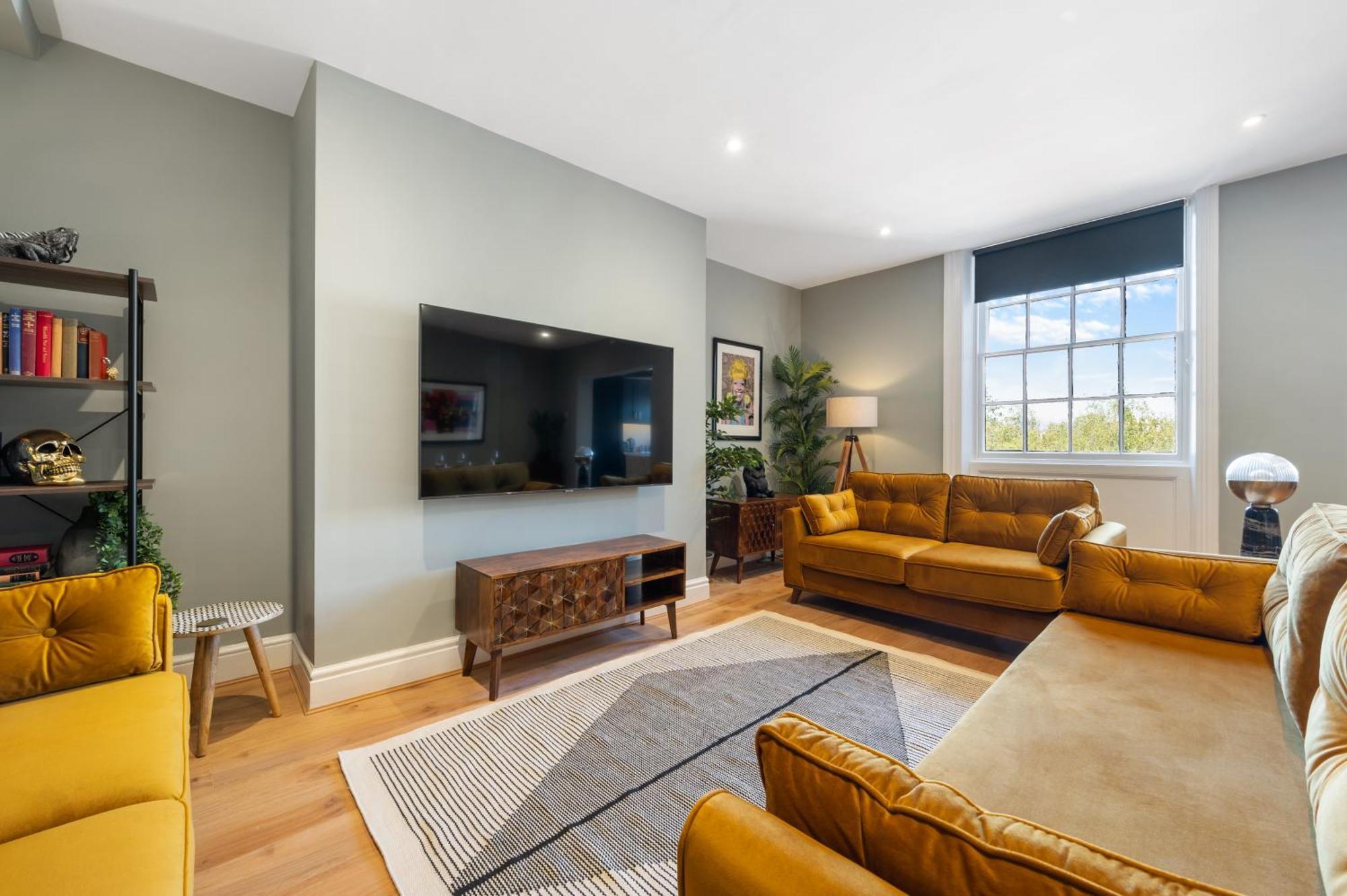 Host & - Upper Duke Street * Liverpool